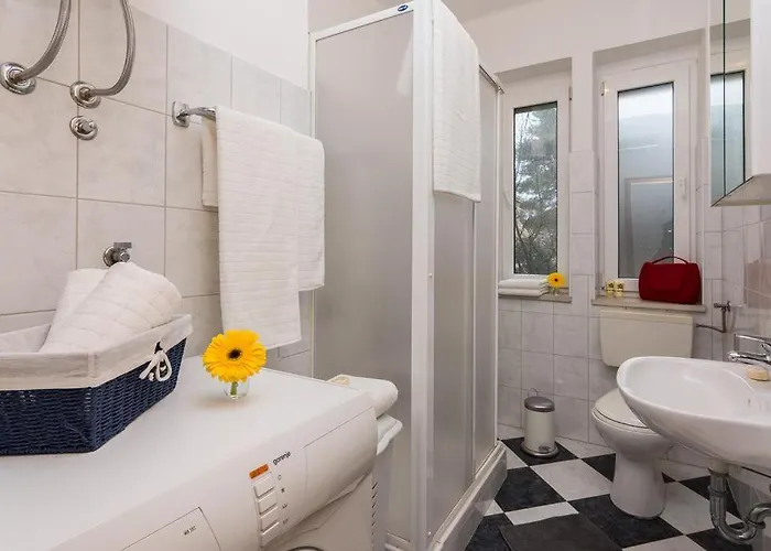 Appartamento Near Old Town - Free Parking